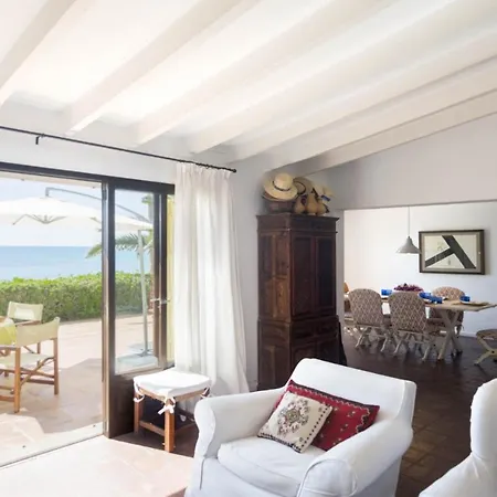 Casa Morant On The Promenade Mhm Cala Ratjada (Mallorca)