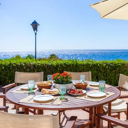 Casa Morant On The Promenade Mhm *
